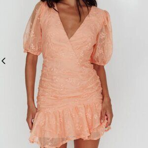 Selfie Leslie Peach/Orange Mini Dress L